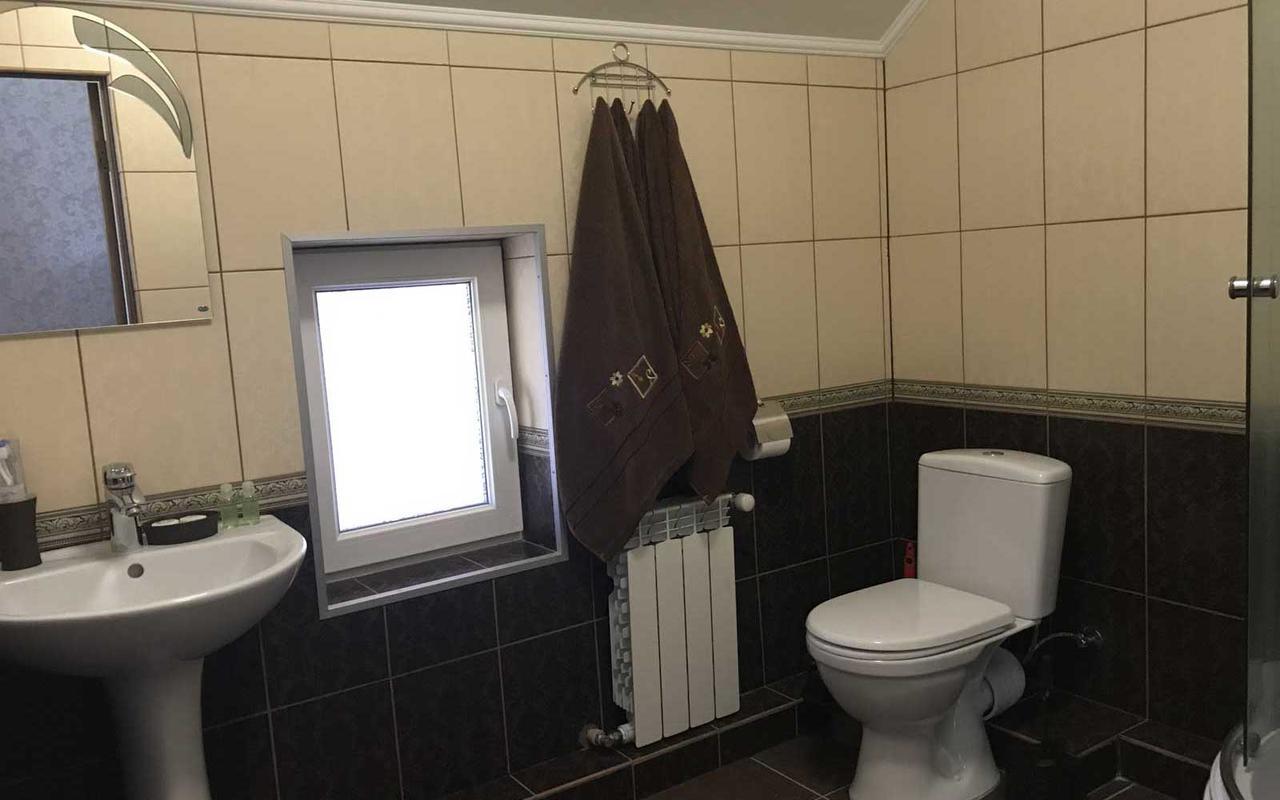 Hotel U Maksa Solochyn Esterno foto