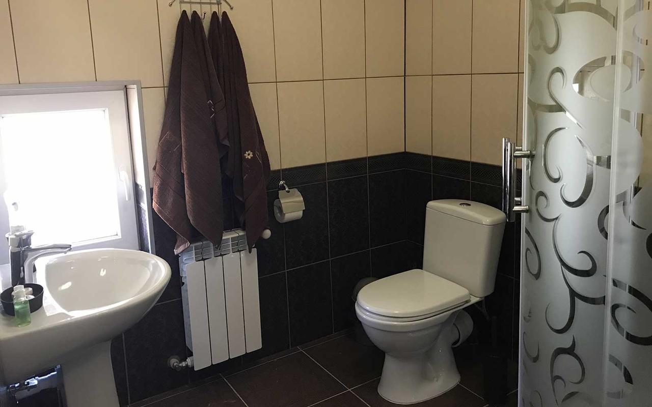 Hotel U Maksa Solochyn Esterno foto